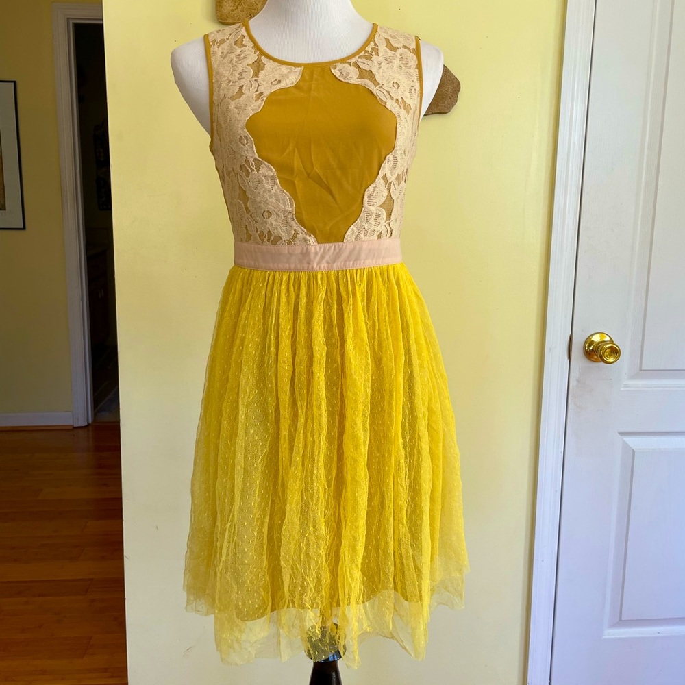 ModCloth Ryu dress